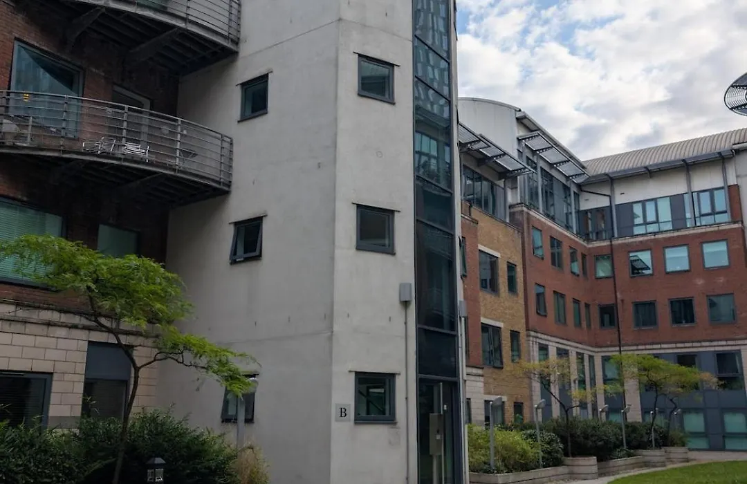 Apartment In Manchester City Centre-1
